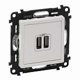 Розетка USB двойная Legrand Valena Life 240V/5V 1500mA белая 753412
